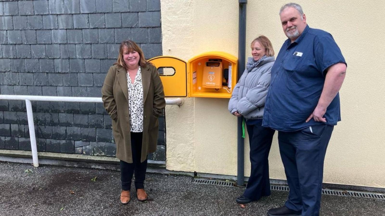 Defibrillator at MHA Langholme