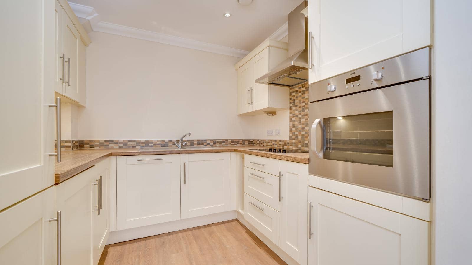 54 Emmandjay Court Kitchen