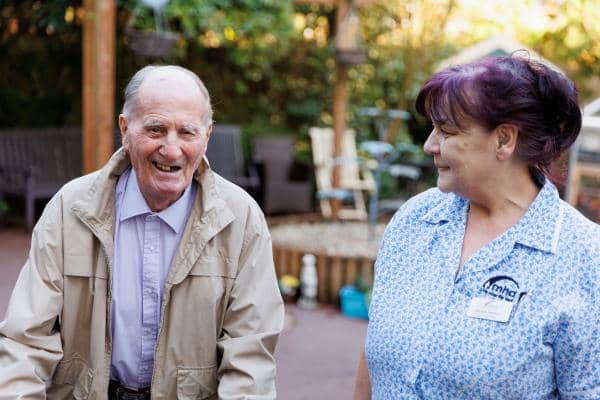 Homewood - Carer with resident