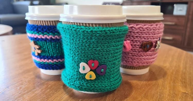 Residents and staff at MHA Oak Manor create “cosy cups” for emergency services and external support as thank you