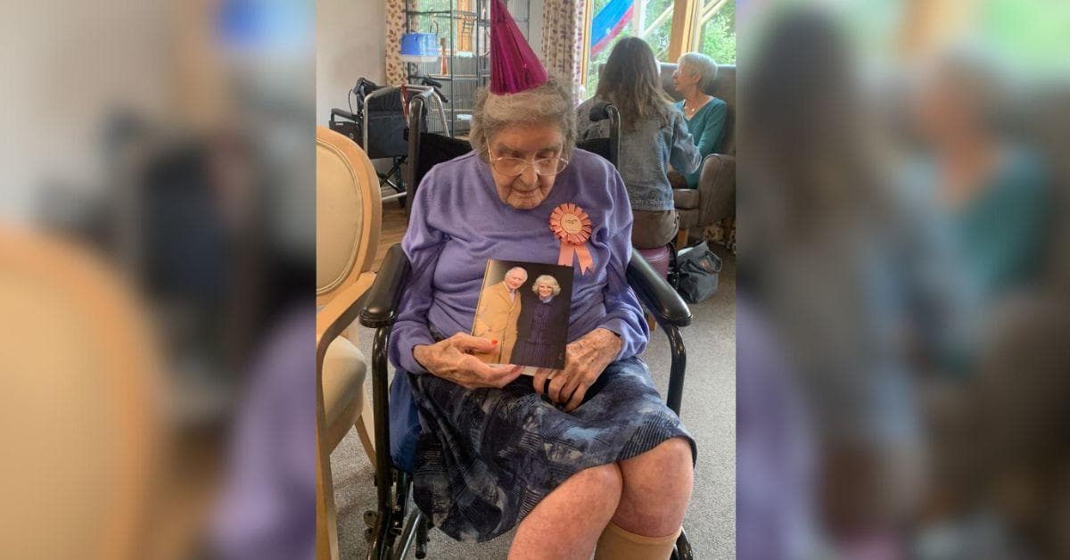 Birthday celebrations at MHA Aigburth as resident turns 105